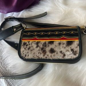 Artisanal Crossbody Bag From Colombia